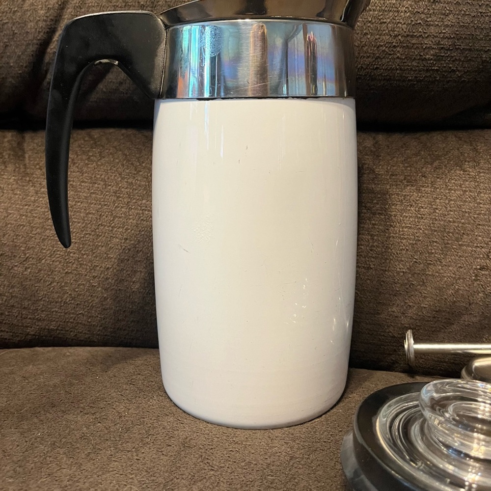 CorningWare Percolator All White. Winter White 10 Cup Electric Coffee Maker